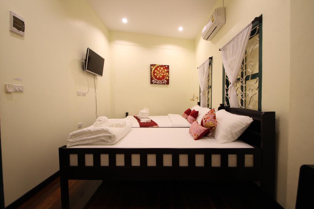 Srisomboon Hostel Trang Dış mekan fotoğraf