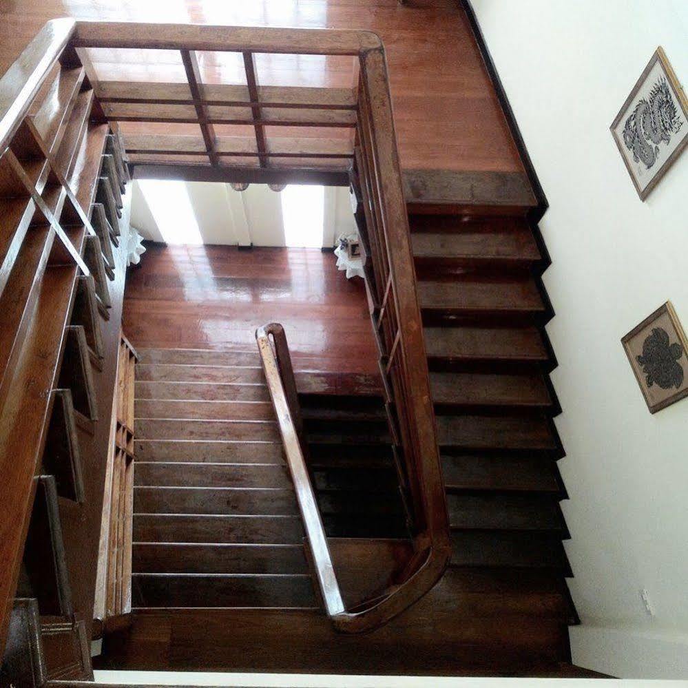 Srisomboon Hostel Trang Dış mekan fotoğraf